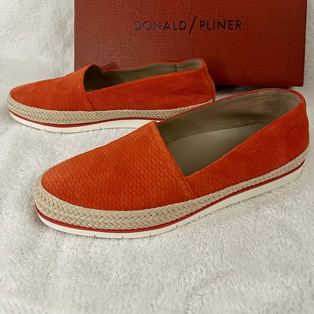 Donald Pliner Palm Perf slip on flats espadrilles loafers size 7 B